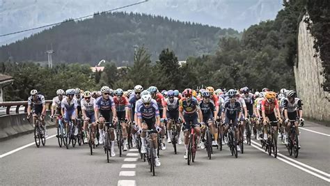 Tour de France 2023 place à la montagne le peloton s attaque déjà