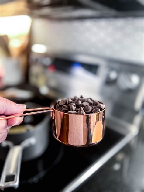 Perfect Hot Fudge Sauce 2 Bees In A Pod