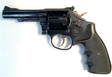 Smith & Wesson Model 15 - Wikipedia