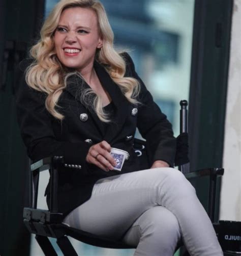 Kate McKinnon Nude Porn Pics XPicsly