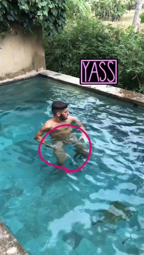 Italian naked in the water ThisVid em inglês