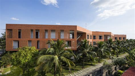 Ben Tre Hotel / Sanuki Daisuke architects | ArchDaily