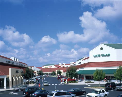 Edinburgh Outlet Mall Stores Hiring | semashow.com