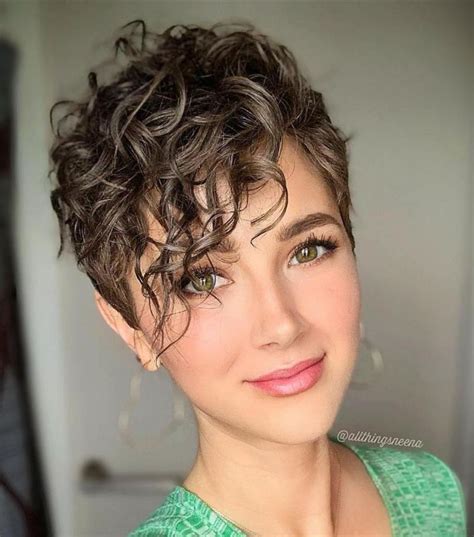 60 Most Delightful Short Wavy Hairstyles Artofit