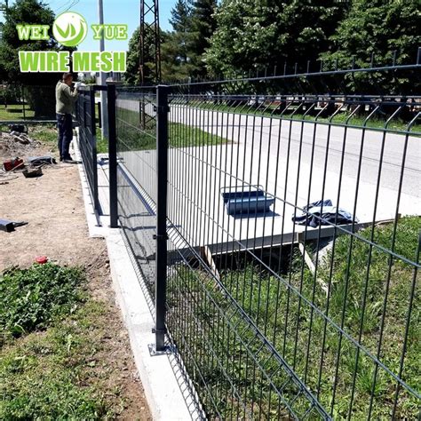 Yard Link 3D Curved Fence PVC Coated Iron Wire Fence Steel Panel Forti