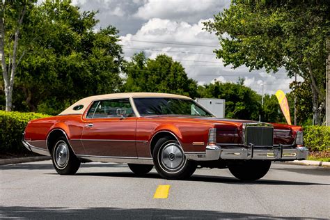 Lincoln Continental Interior