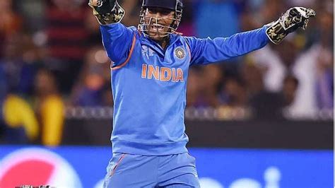 World Cup 2015: Winning run team effort, says MS Dhoni-IndiaTV News ...