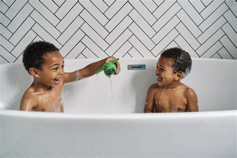 The 9 Best Bath Toys For Toddlers | PS Family