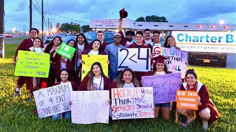 Seniors at Tuloso Midway High School come together after disagreeing ...