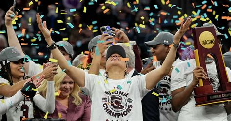 Dawn Staley Leads South Carolina Over Uconn For Second Ncaa Title