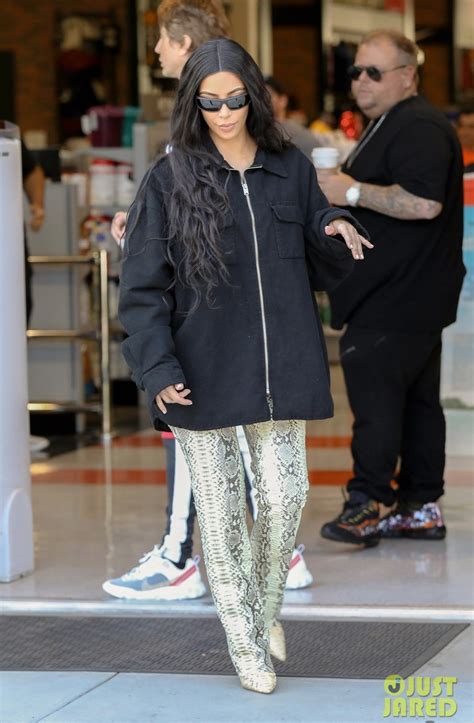 Thu mới chớm mà dàn sao và hot girl Việt đã khoe 1001 kiểu street style kiểu nào cũng dát đầy