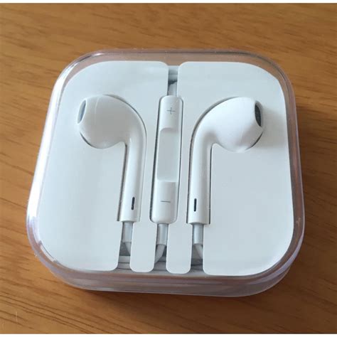 【全新未使用】apple Iphone 原廠耳機 Earpods 具備 35 公釐耳機接頭 蝦皮購物