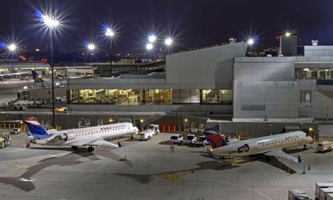 Delta Airlines Logan Airport Terminal Royalty-Free Images, Stock Photos ...