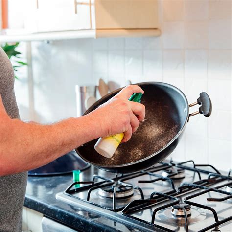 The Best Substitute for Cooking Spray: 5 Easy Alernatives to Try at Home