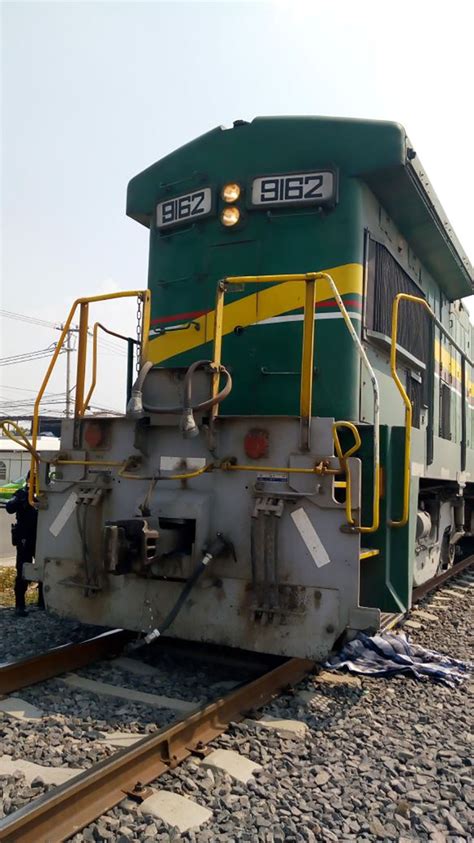 Un Tren Arrolló Y Partió En Dos A Un Joven Centroamericano En México