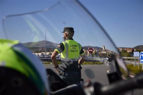 La Dgt Inicia Este Lunes Una Campa A De Vigilancia De Camiones Y