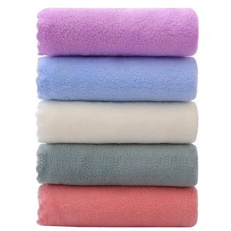 Towels Absorb Water And Do Not Shed Hair Coral Fleece Bath Towels Household Quick Drying Wipes