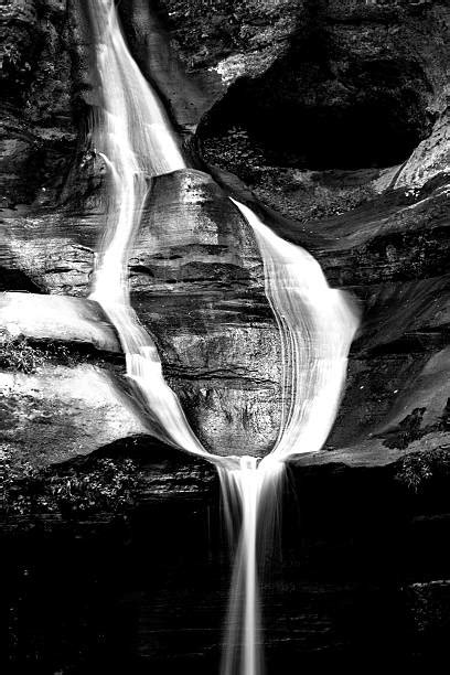 Best Black And White Waterfalls Stock Photos Pictures And Royalty Free