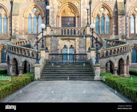 McManus Art Gallery and Museum in Dundee Scotland Stock Photo - Alamy