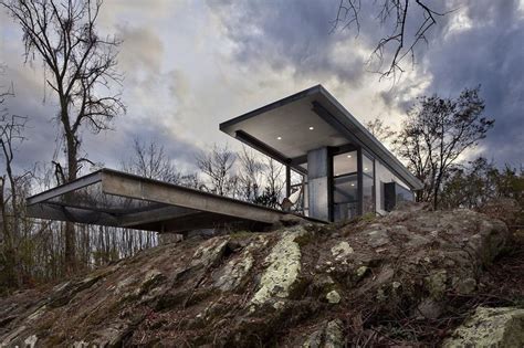 World’s Most Awesome Off Grid Homes