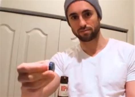 Here's an Unbelievable Beer Bottle Opening Trick You've Never Seen