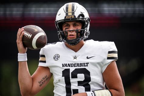 Vanderbilt Quarterback Aj Swann Named Sec Freshman Of The Week The