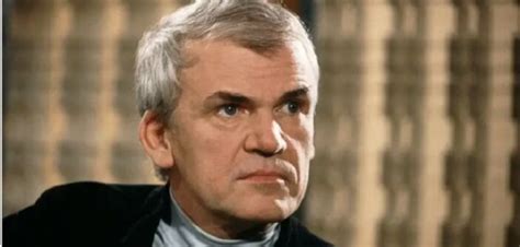 Muere el escritor checo Milan Kundera a los 94 años le quedaron a