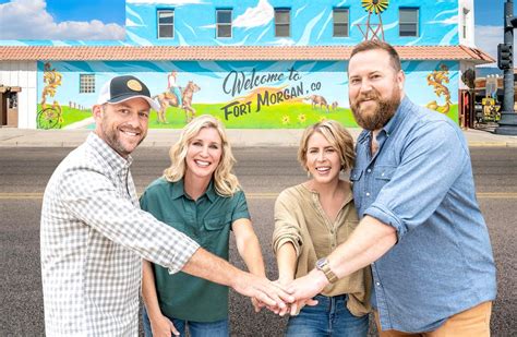 Hgtv Stars Erin And Ben Napier Talk Home Town Takeover Season 2