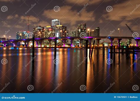 Miami skyline at night stock image. Image of rise, coastline - 15670501