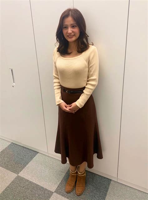 池谷実悠テレビ東京アナウンサー On Twitter 新年一発目の私服チェック🎍 撮影者の田中のアドバイス☝🏻 『私は好きなんだけど