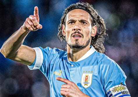 Edinson Cavani se retira de la Selección de Uruguay