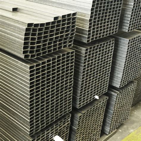 China Weldedseamless Tube Round Square Hot DIP Galvanized Steel Pipe