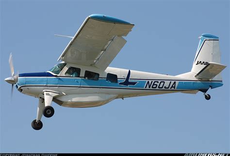 Helio H-295-1200 Super Courier - Jaars | Aviation Photo #1264345 ...