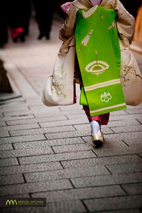 Maiko De La Okiya Tama En Gion Kioto Japan Jap N Geiko