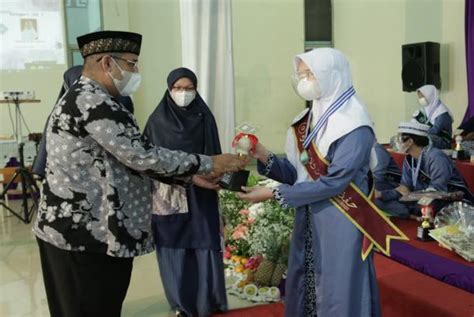 Smpit Nur Hikmah Gelar Wisuda Tahfidz Republika Online