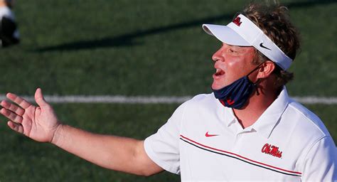 Lane Kiffin: Former Tennessee coach blasts 'Rocky Top' at Ole Miss