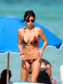 Arianny Celeste And Some Hot Friends Miami Beach Bikini Candids July Rd Mq Tags Hq Adds