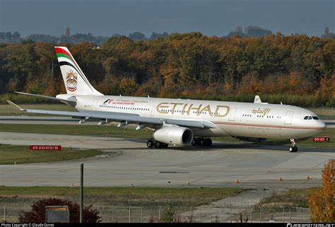 A Afe Etihad Airways Airbus A Photo By Claude Davet Id