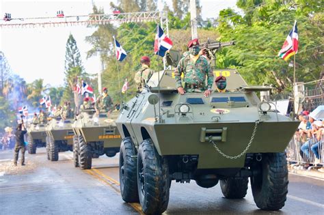 Presidente Abinader Encabeza Desfile En Conmemoración Del 180 Aniversario De La Batalla Del 30