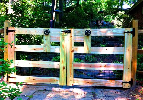 Ranch Gate with cut outs and Decorative Hardware. Wood Gate Designs ...