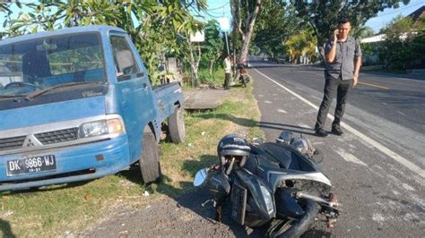 Jatuh Terlempar Usai Serempetan Sama Pikap Motor Digilas Truk Di