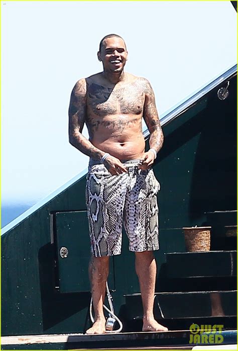 Chris Brown Goes Shirtless In Saint Tropez Photo 3167511 Chris Brown