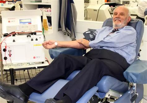 Man donated so much blood he saved lives of over 2.4 million babies due ...