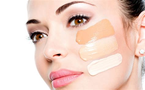 Cómo aplicar correctamente la base de maquillaje