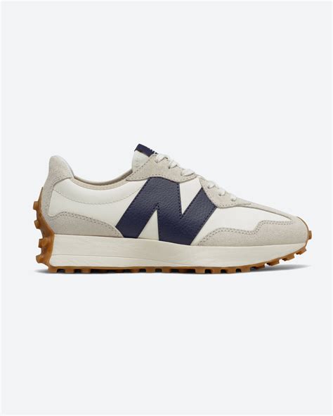 Кроссовки New Balance 327 купить на OZON по низкой цене (222301863)