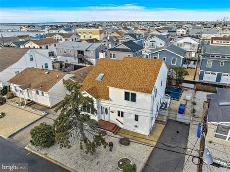 Lavallette, NJ Real Estate & Homes for Sale | realtor.com®