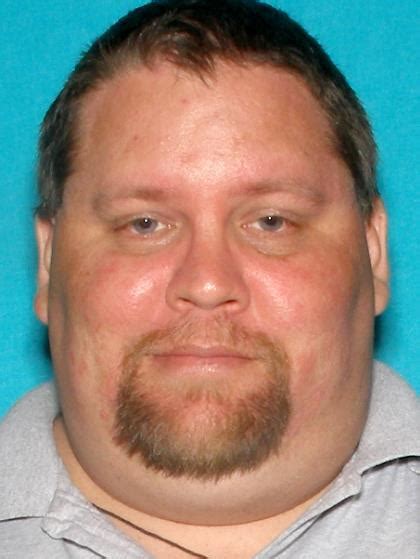 Michael Shawn Bacon Sex Offender In Unknown Mi