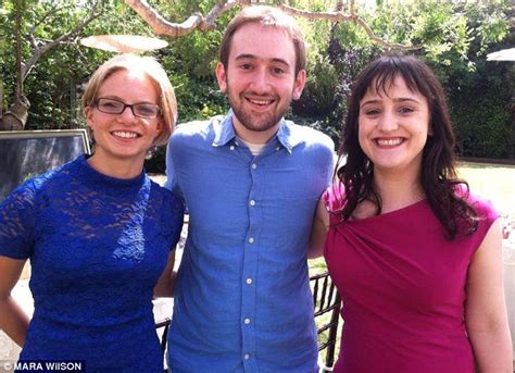 Matilda Reunion Former Child Star Mara Wilson Catches Up With Danny