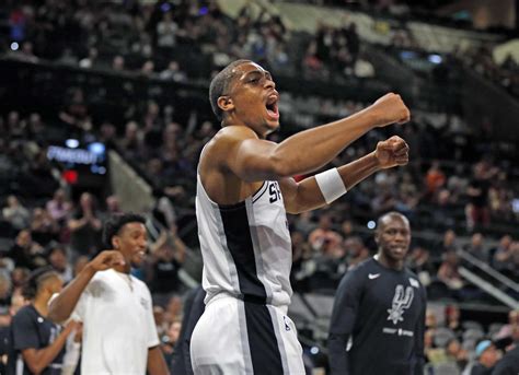 How forward Keldon Johnson is carrying the Spurs so far