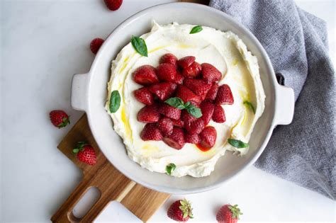 Best Whipped Brie With Roasted Balsamic Strawberries Recipe